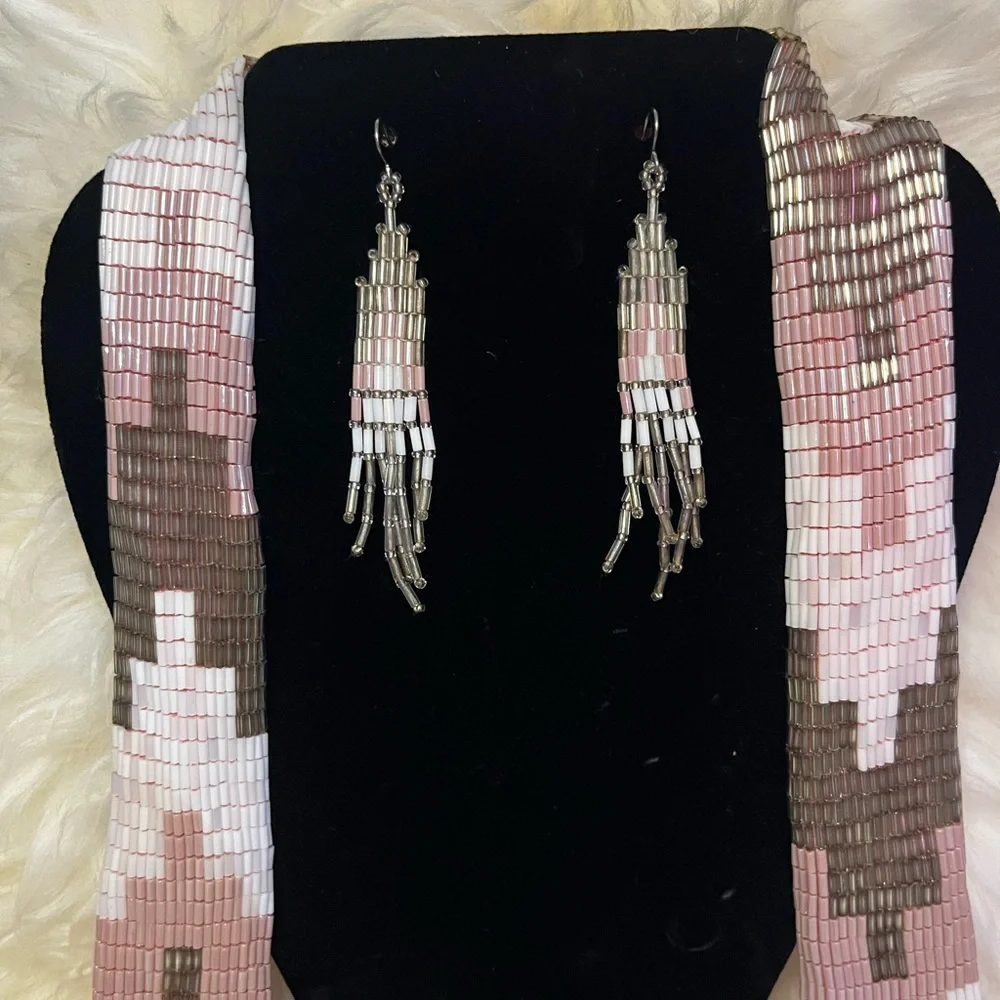 Elegant Beaded Necklace with Fringe - Picture 2 of 5